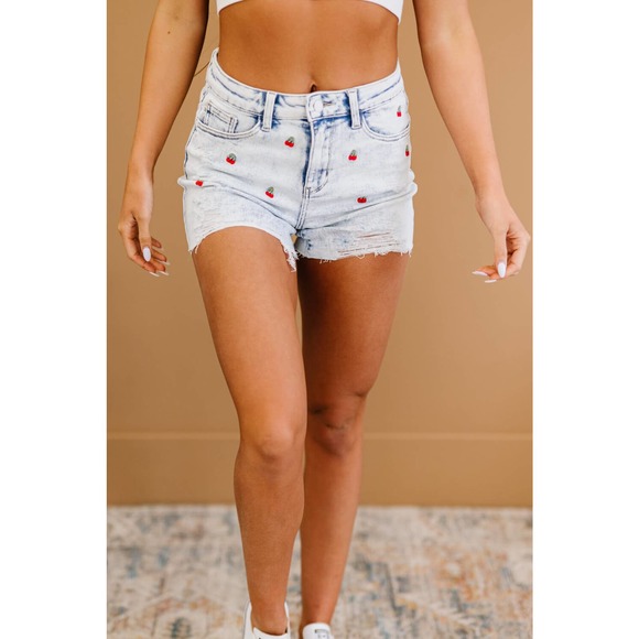 FLASH SALE ⚡️Judy Blue Cherry On Top Cutoff Shorts - Picture 7 of 9